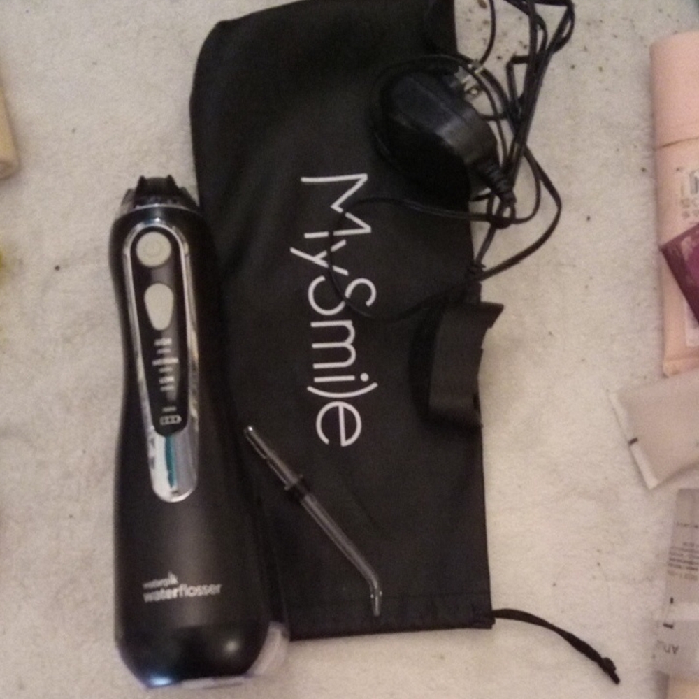 Black Water Flosser Oral Irrigator